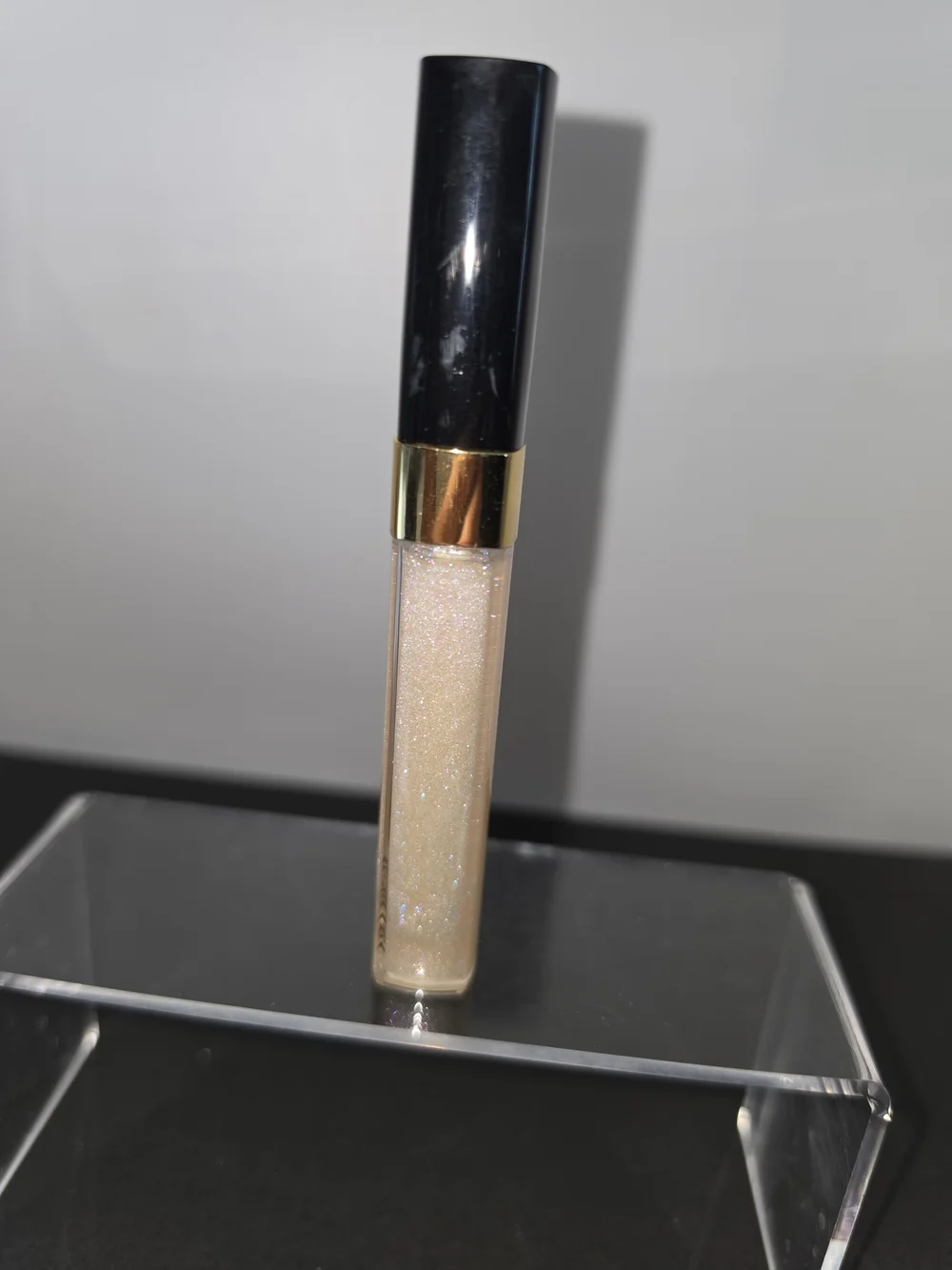 DISCONTINUED CHANEL LÉVRES SCINTILLANTES BRILLIANT EXTRÊME GLOSSIMER- 